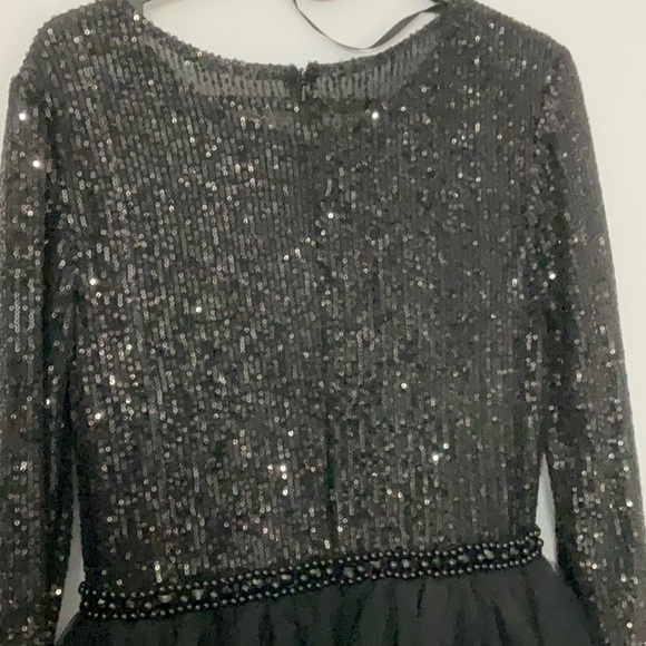 Ieena for Mac Duggal gown size 4 - Picture 7 of 10